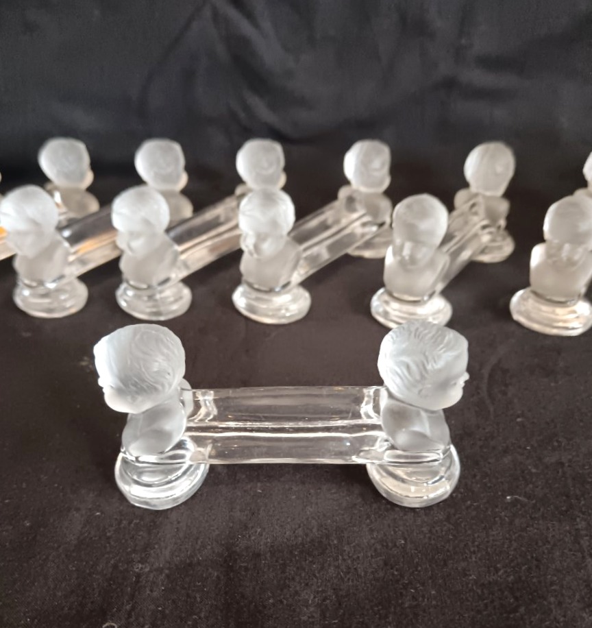 Suite de 10 porte couteaux en cristal de Baccarat modèle "Houdon"-photo-2