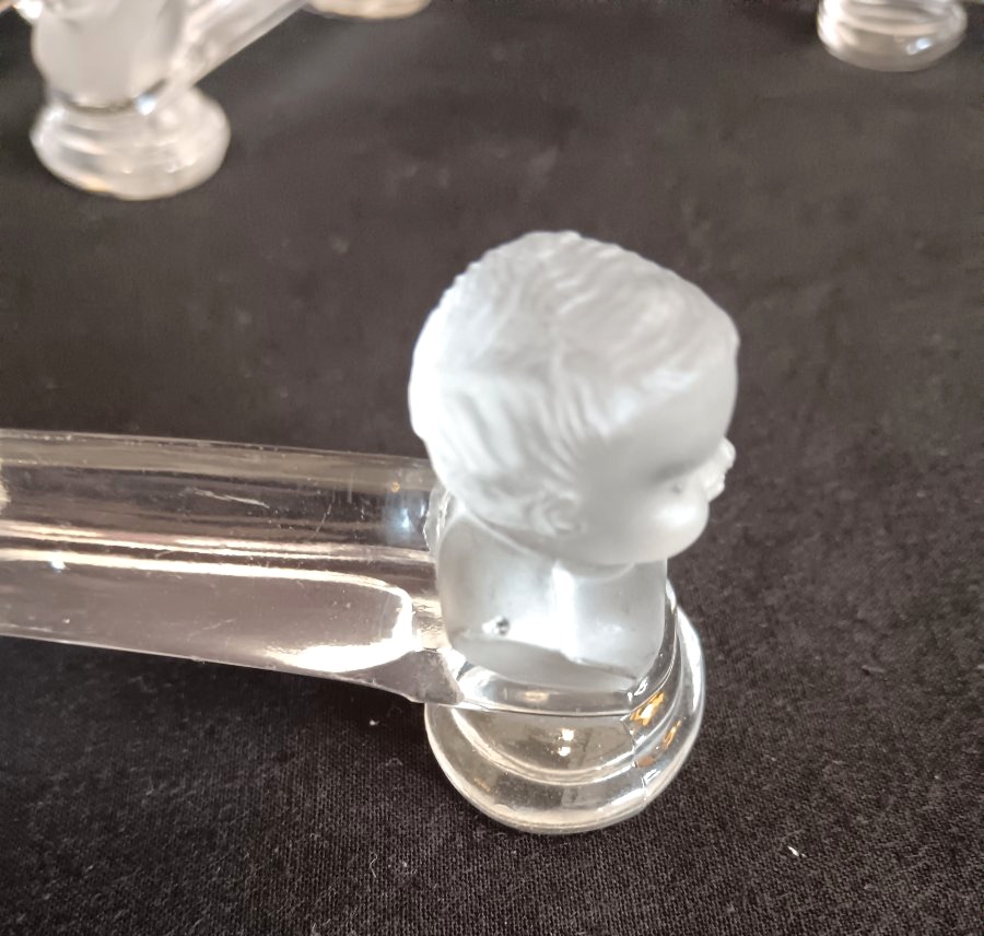 Suite de 10 porte couteaux en cristal de Baccarat modèle "Houdon"-photo-6