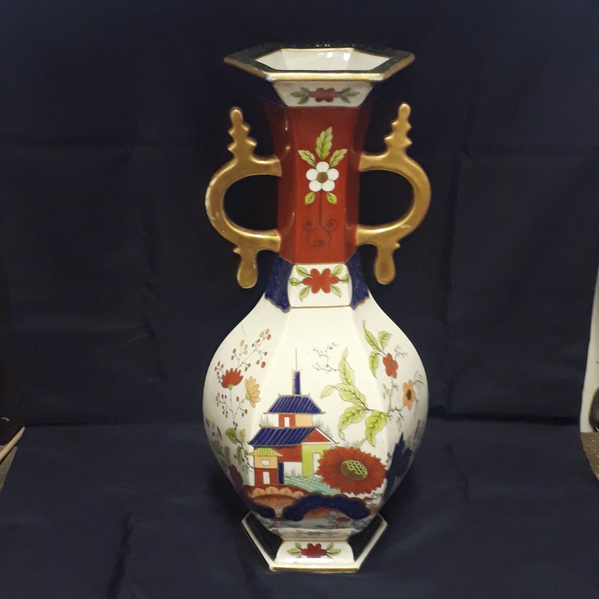 Japanese Decors Vase By Creil Et Montereau