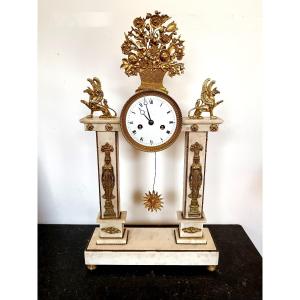 Portico Clock In White Marble From The Directoire Period