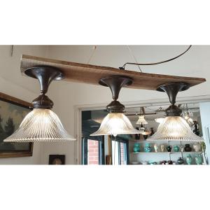 Trois suspensions en verre holophane vers 1950
