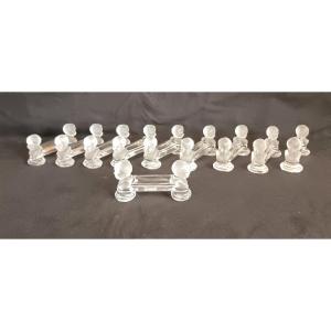 Suite de 10 porte couteaux en cristal de Baccarat modèle "Houdon"