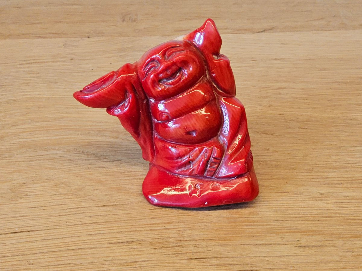 Bouddha en corail rouge -photo-1