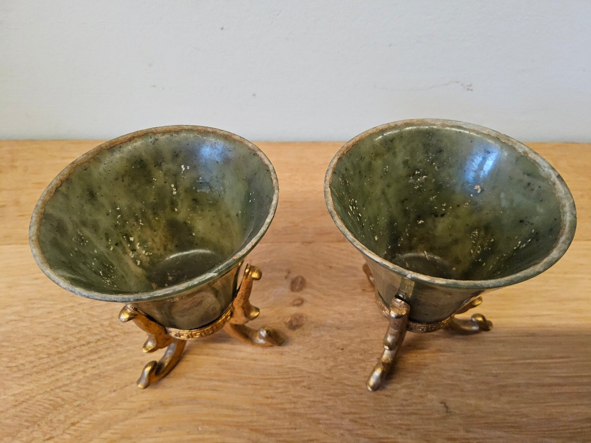 Paire de bols en jade montés sur bronze-photo-2