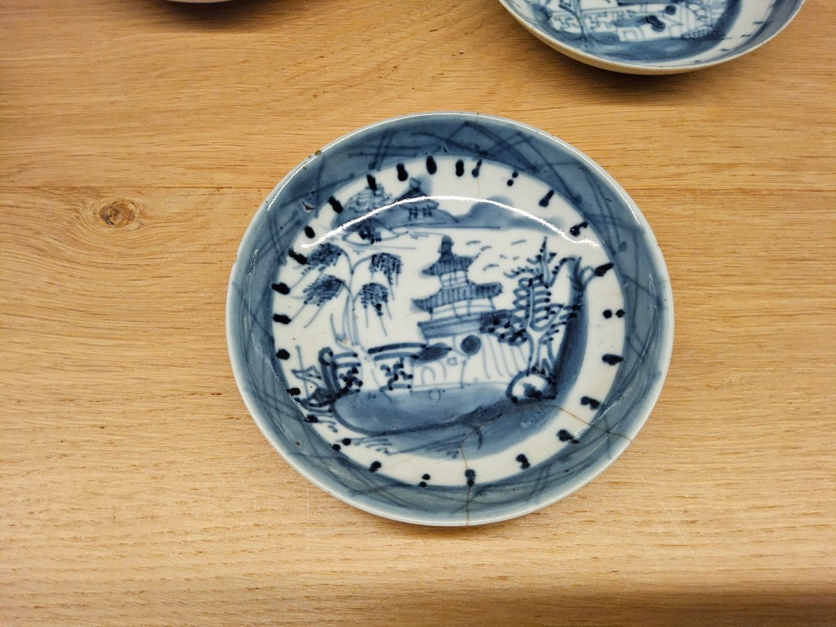 Service de cinq bols et coupelles en bleu de Hué. -photo-5