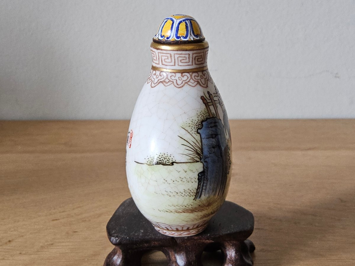 Chinese Porcelain Snuffbox With Rooster Decoration-photo-2