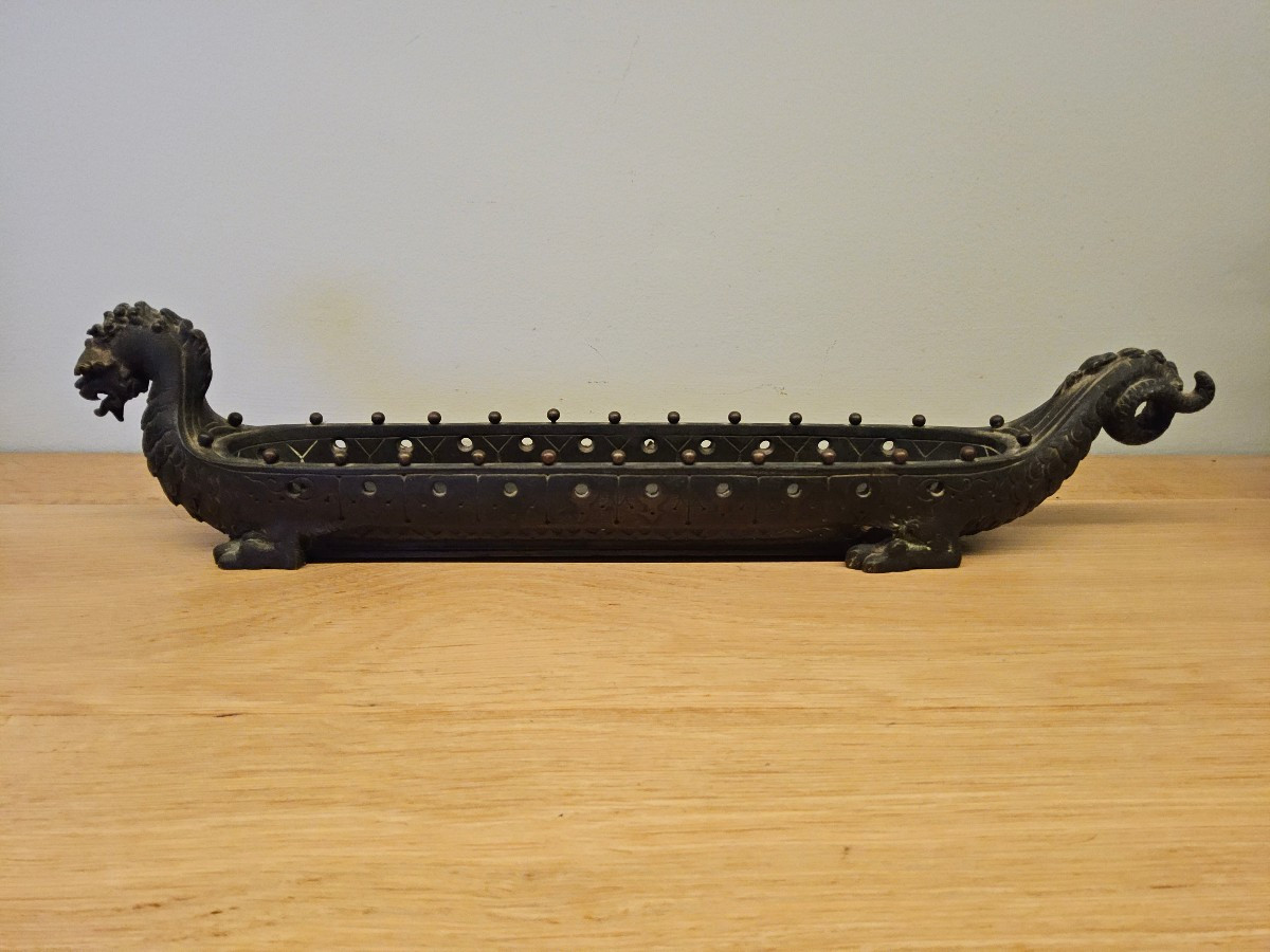 Bateau dragon en bronze chinois 