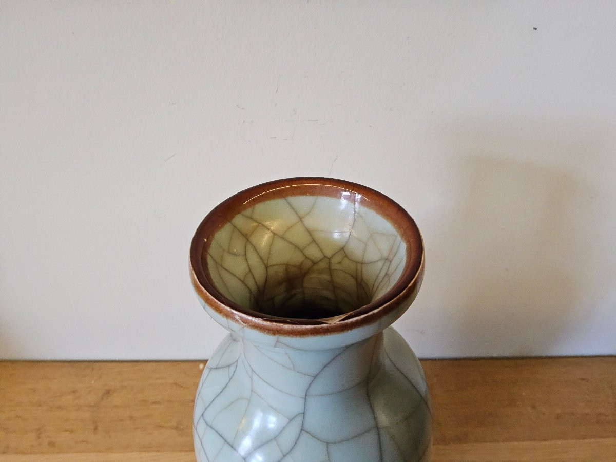 Vase chinois de type "Ge" en céladon.-photo-3