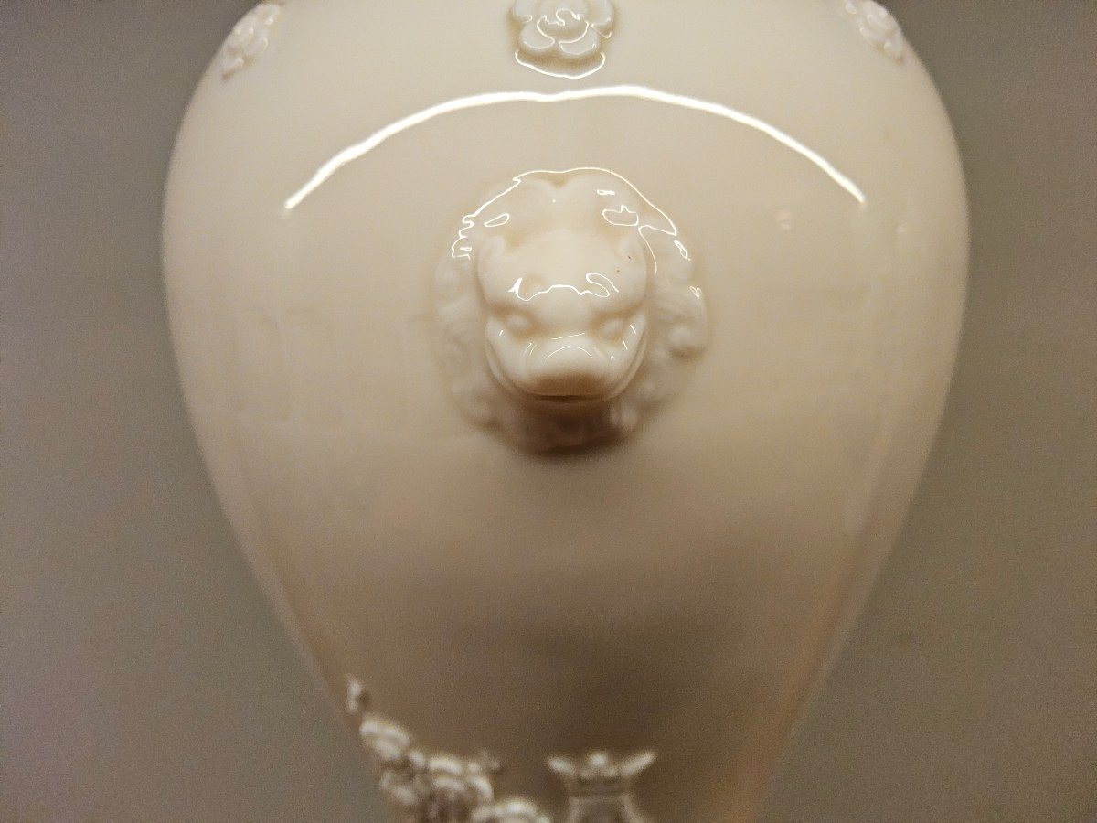 Pair Of Dehua Porcelain Vases-photo-4