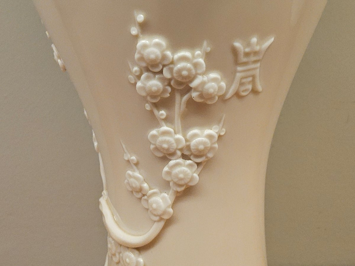 Pair Of Dehua Porcelain Vases-photo-5