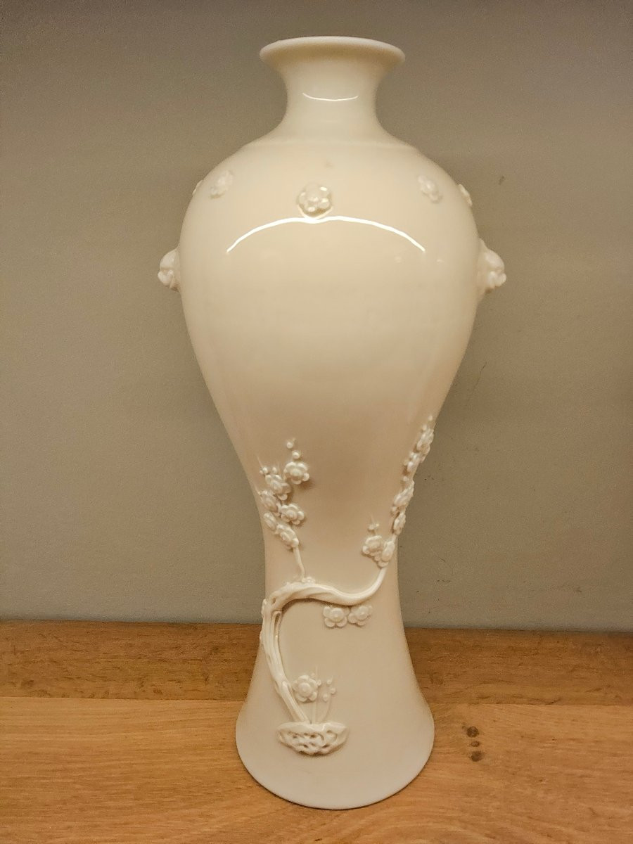 Pair Of Dehua Porcelain Vases-photo-6