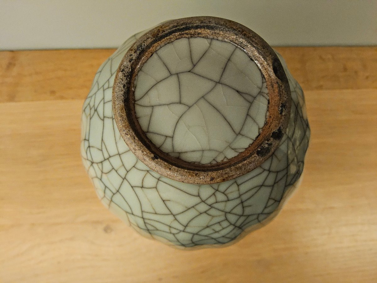 Chinese Vase Of Type "ge" With A Neck Shaped Like A Garlic Clove.-photo-1