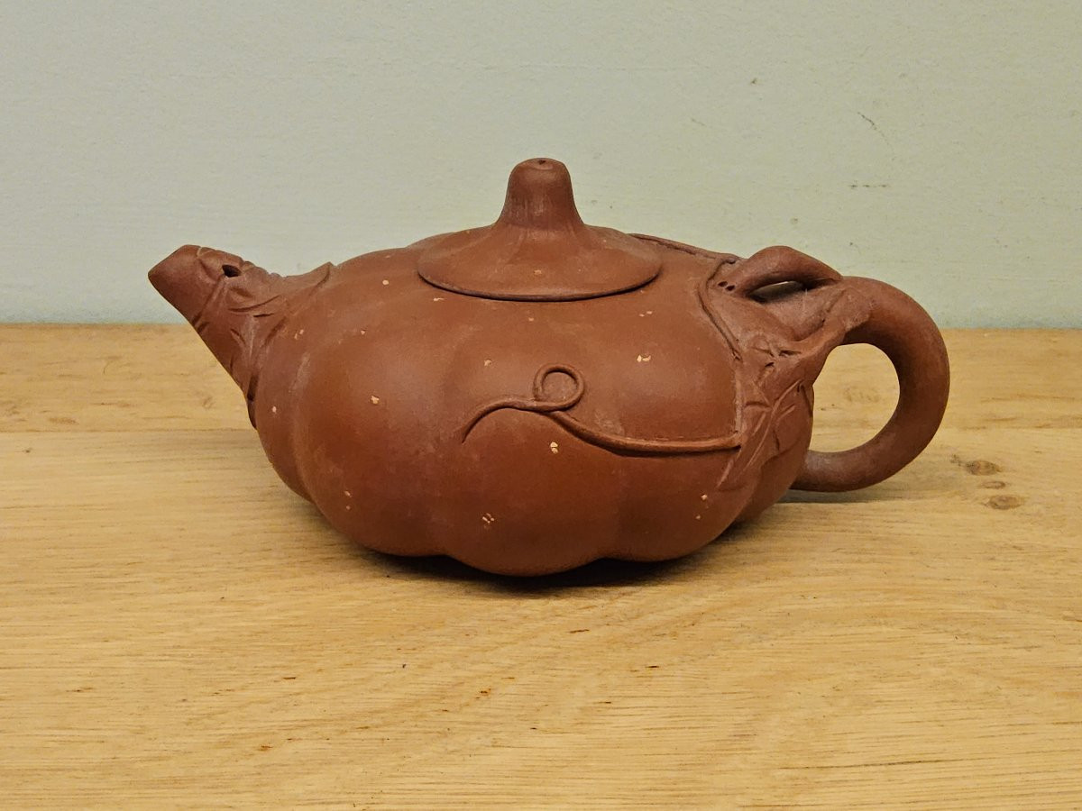 Théière en argile de Yixing avec incrustations d’or-photo-5