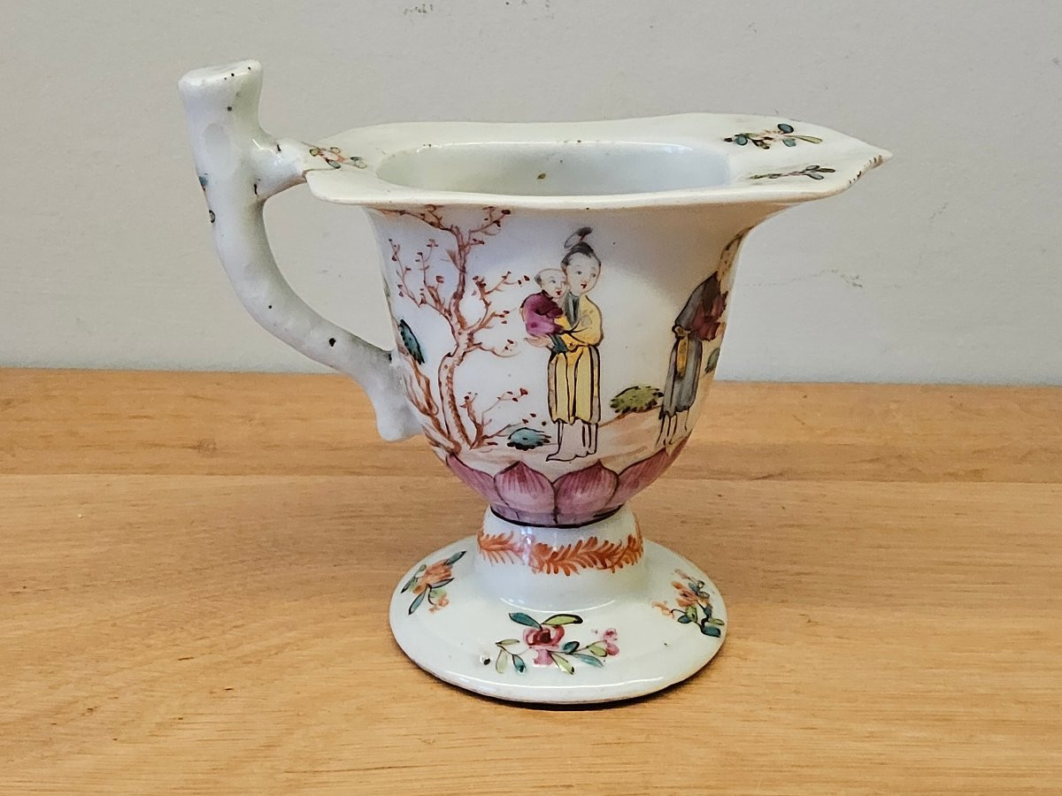 Verseuse du XVIII ème siècle. Décors aux mandarins. Époque Qianlong.(1736 - 1795).-photo-2