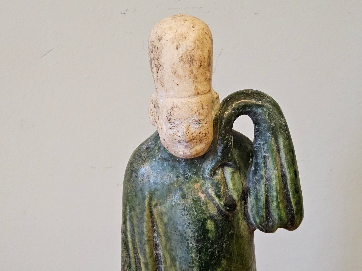 Mingqi à glaćure verte. Dynastie Ming (1368 - 1644)-photo-1