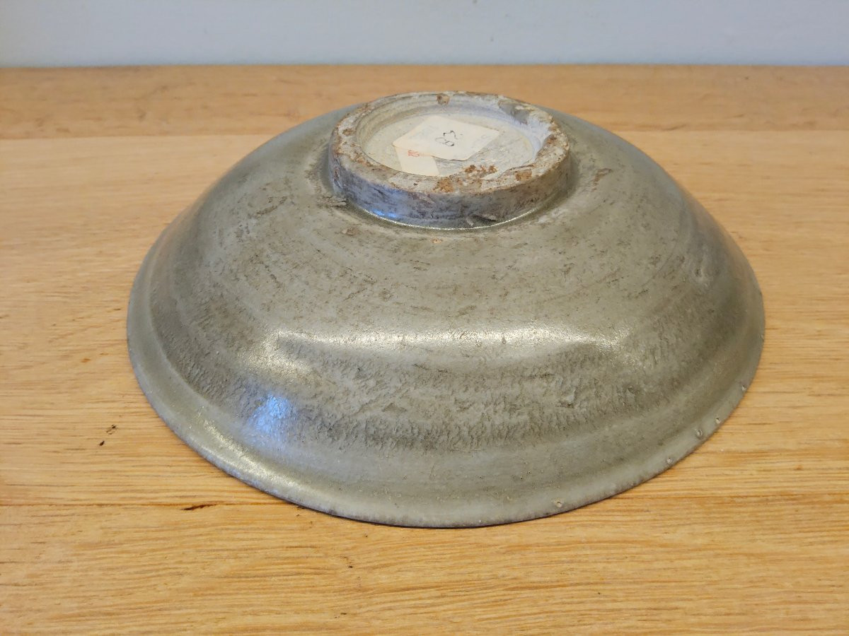 Grande coupelle en grès porcelaineux. Dynastie Song (960 - 1279)-photo-4
