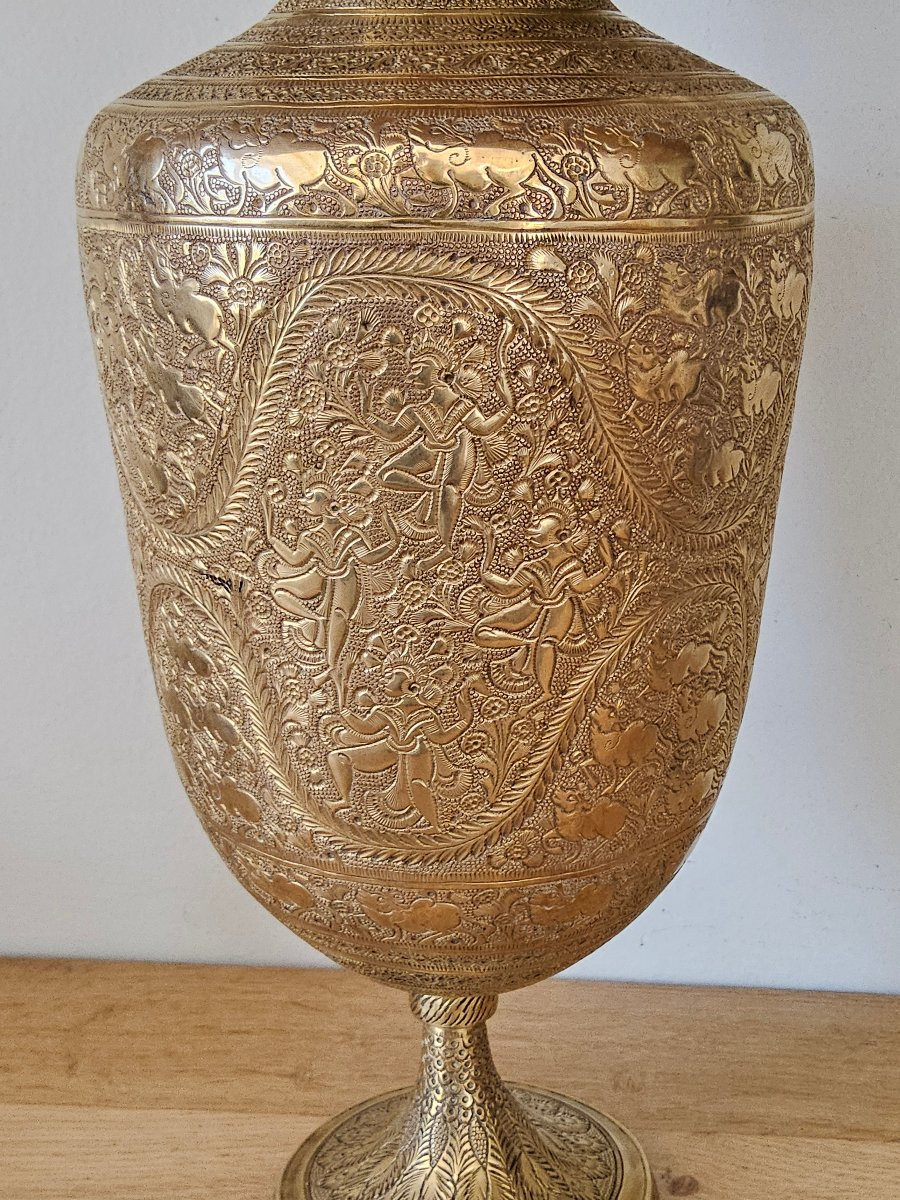 Hand-carved Covered Vase. India.-photo-5
