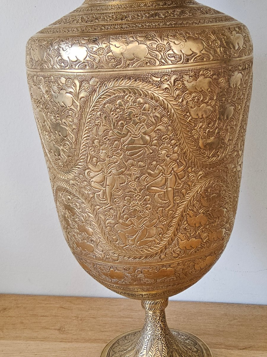 Hand-carved Covered Vase. India.-photo-7