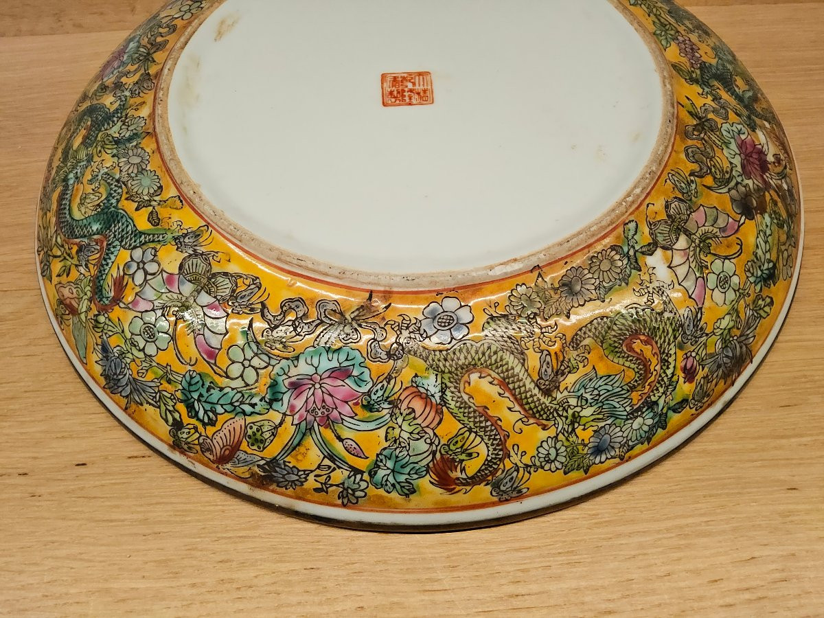 Chinese Plate With 9 Dragons-photo-1