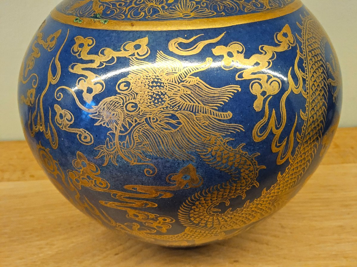 China. Vase Decorated With Gold-powdered Dragons On A Blue Background. Qing Dynasty, Guangxu Period.-photo-2