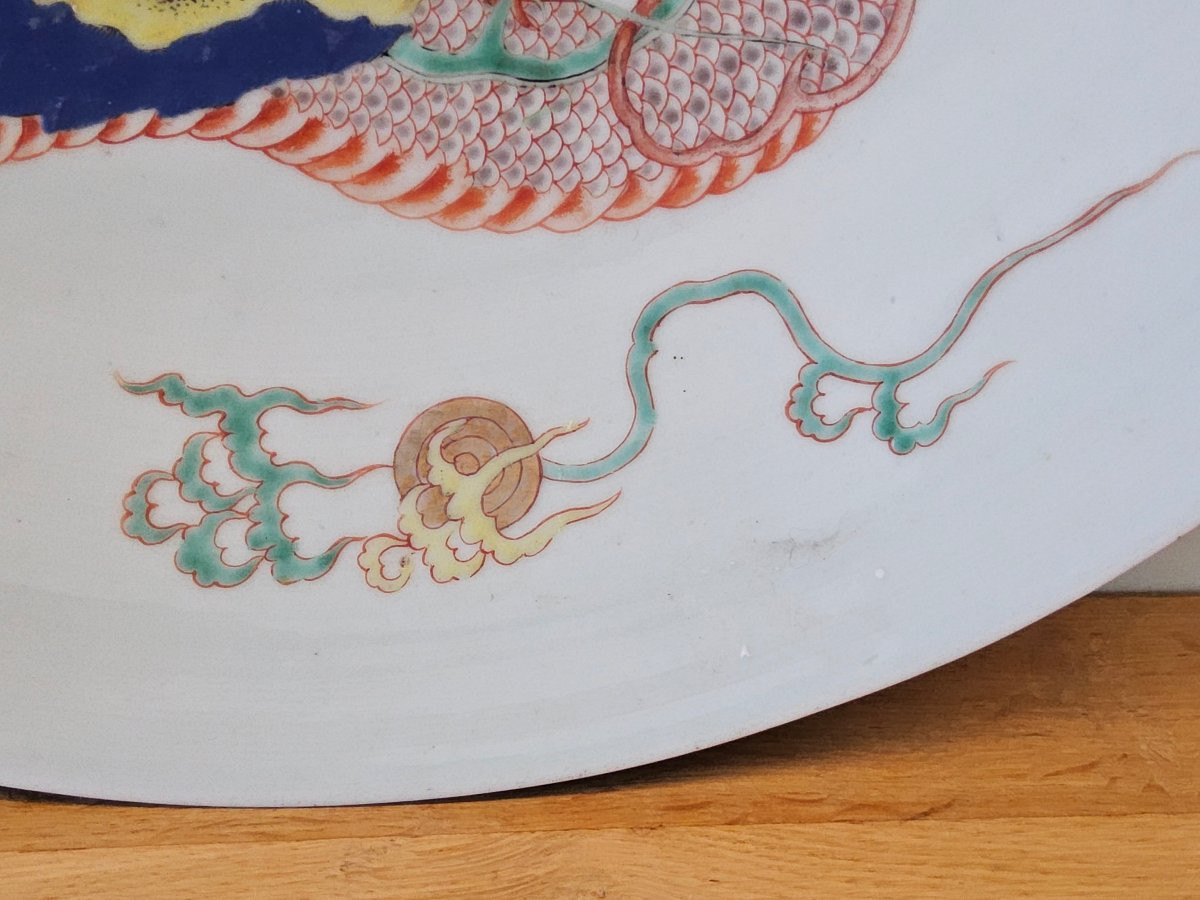 China. Large Deep Dish With Dragon. Early 19th Century.-photo-3