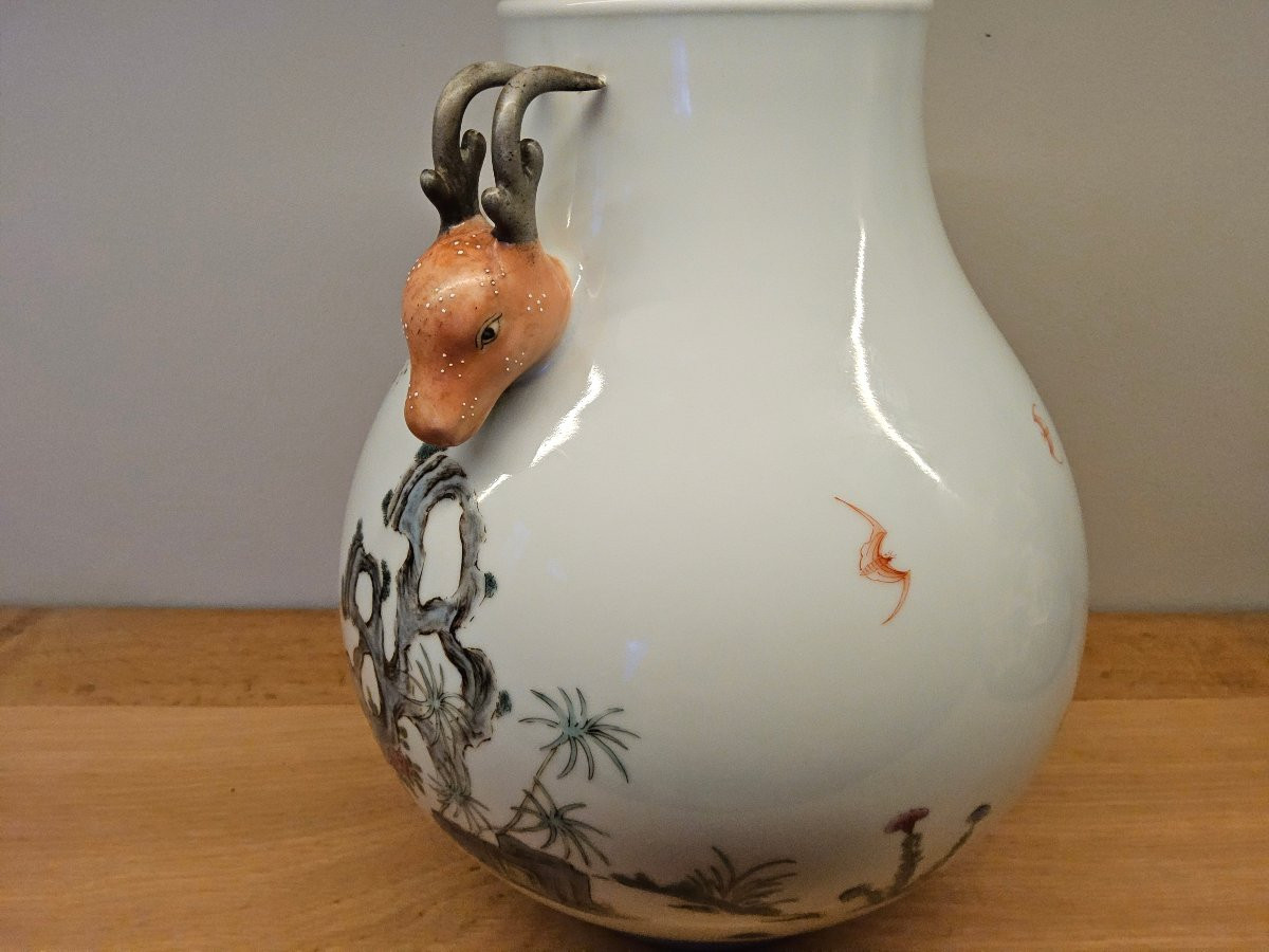 Chine. Vase de forme "Hu" du XIX ème siècle. Famille rose.-photo-3