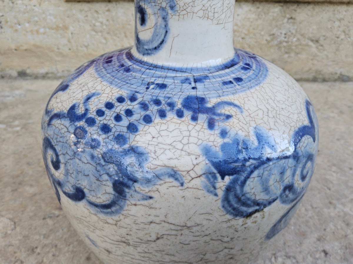 Vietnam. 19th-century Blue-and-white Porcelain Dragon Vase.-photo-2