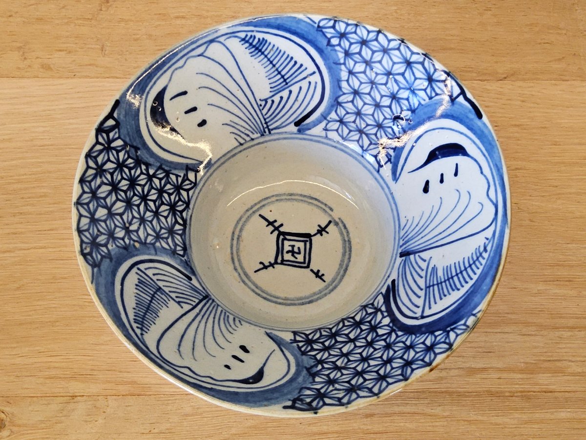 Chine. Paire de bols "blanc bleu" du XIX ème siècle.-photo-2