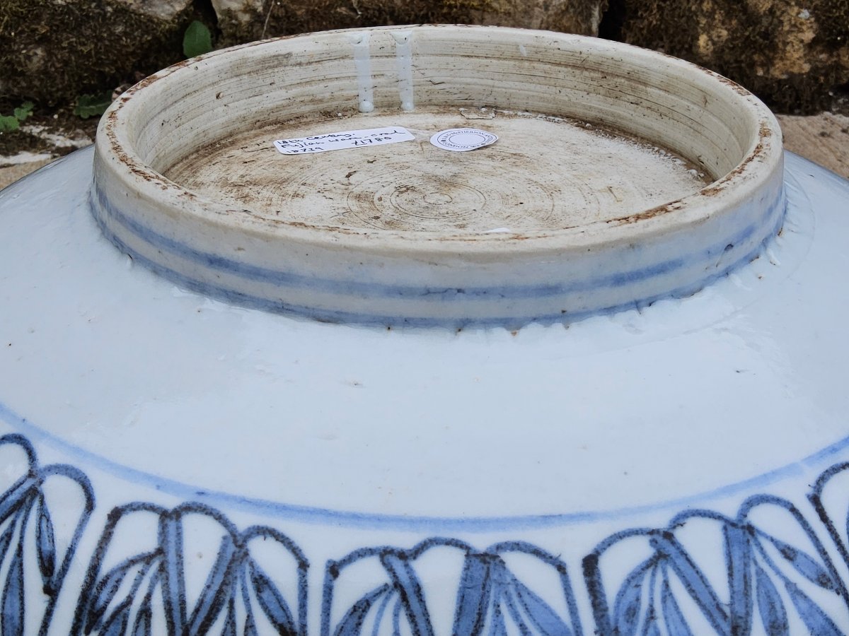 China. "white And Blue" Porcelain Punch Bowl. 18th Century.-photo-3