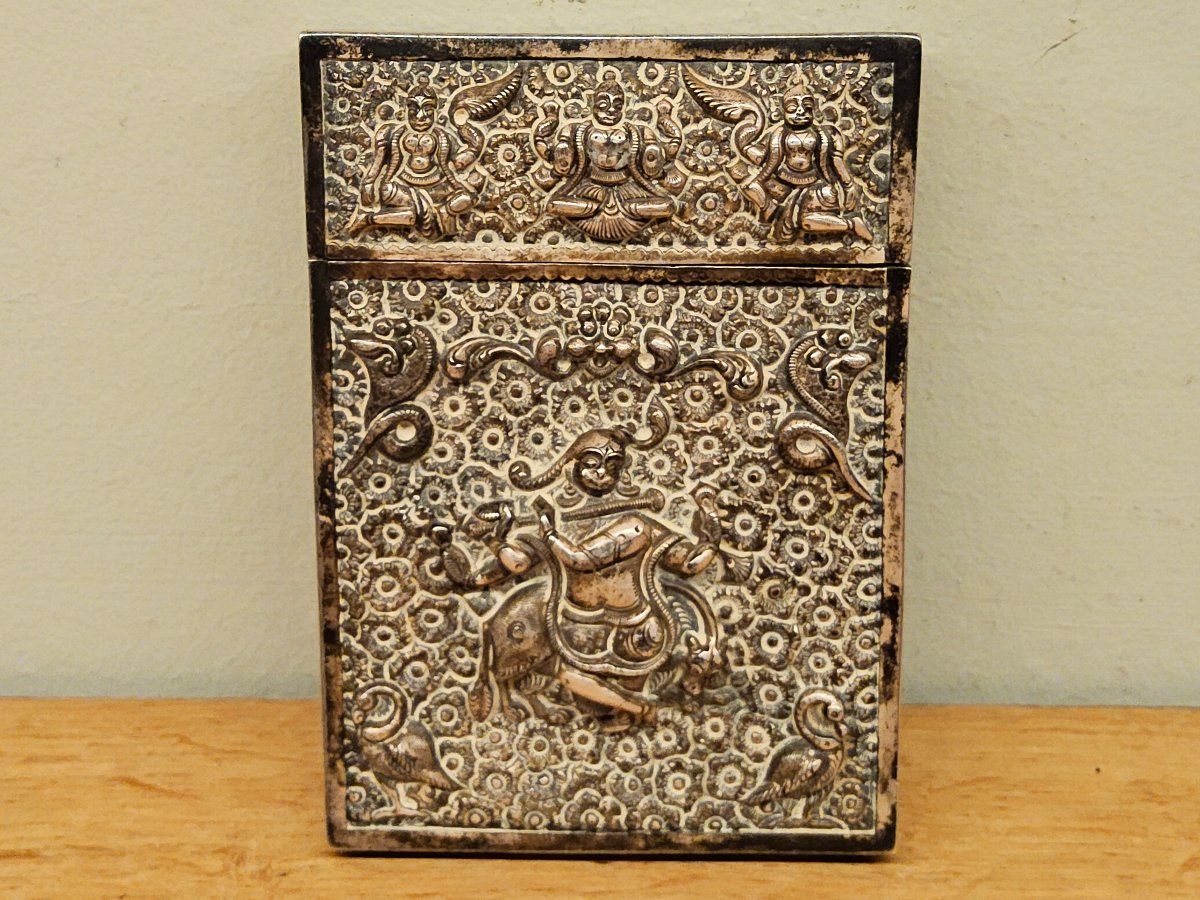 India. 18th-century Solid Silver Case.-photo-2