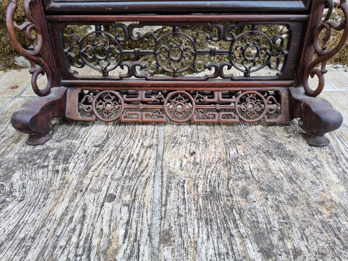 China. Large Tabletop Screen Made Of Precious Wood.-photo-2