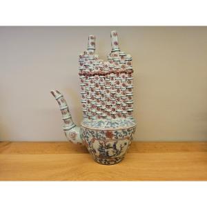 Chinese Porcelain Teapot 