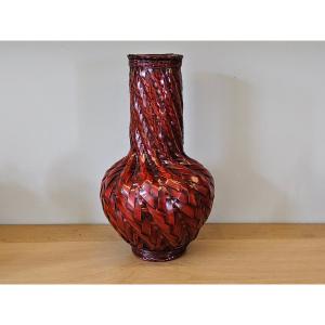 Japon. Vase en bambou tressé et laqué. Ikebana.