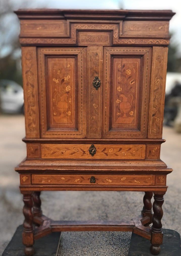 Cabinet Louis Xlv 18ème 