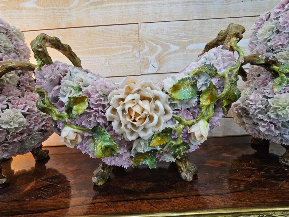 Porcelaine De Saxe Sur Barbotine. Garniture De Cheminée.-photo-5