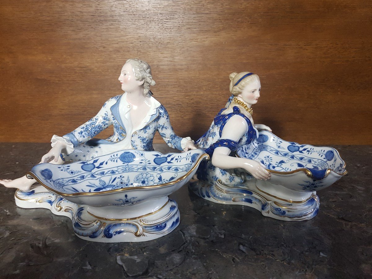 Meissen. Coupes Formant Pendants En Porcelaine.-photo-3