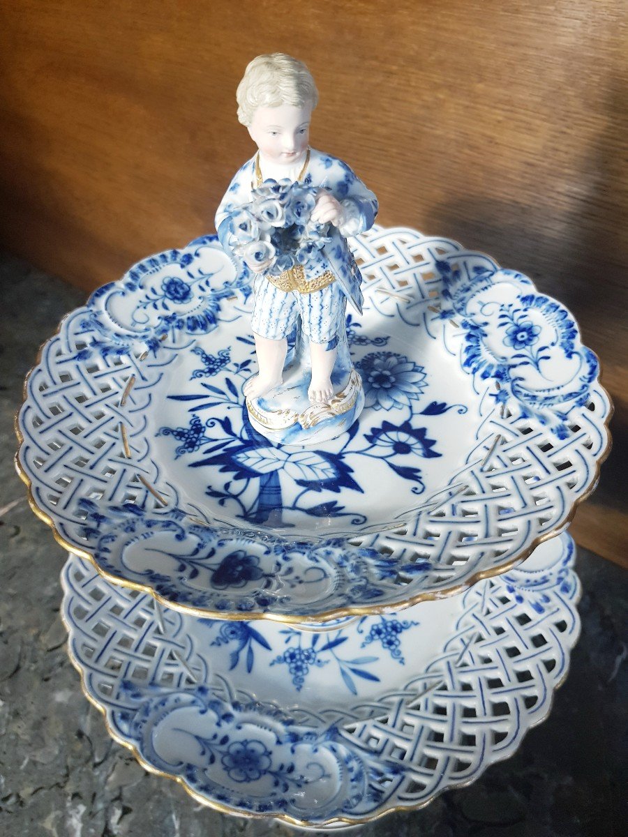 Meissen. Paire De Serviteurs En Porcelaine à Décor Du Service à l'Oignon Réhaussé d'Or.-photo-7