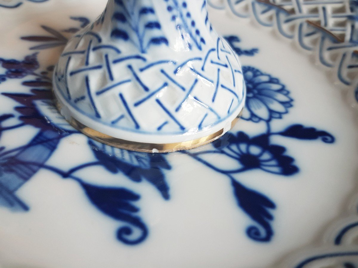 Meissen. Paire De Serviteurs En Porcelaine à Décor Du Service à l'Oignon Réhaussé d'Or.-photo-8