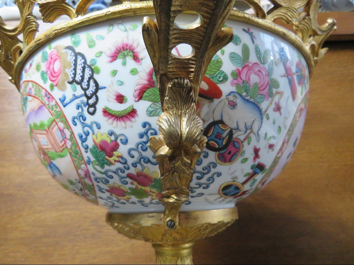 China. Canton Polychrome Porcelain Cup.-photo-6