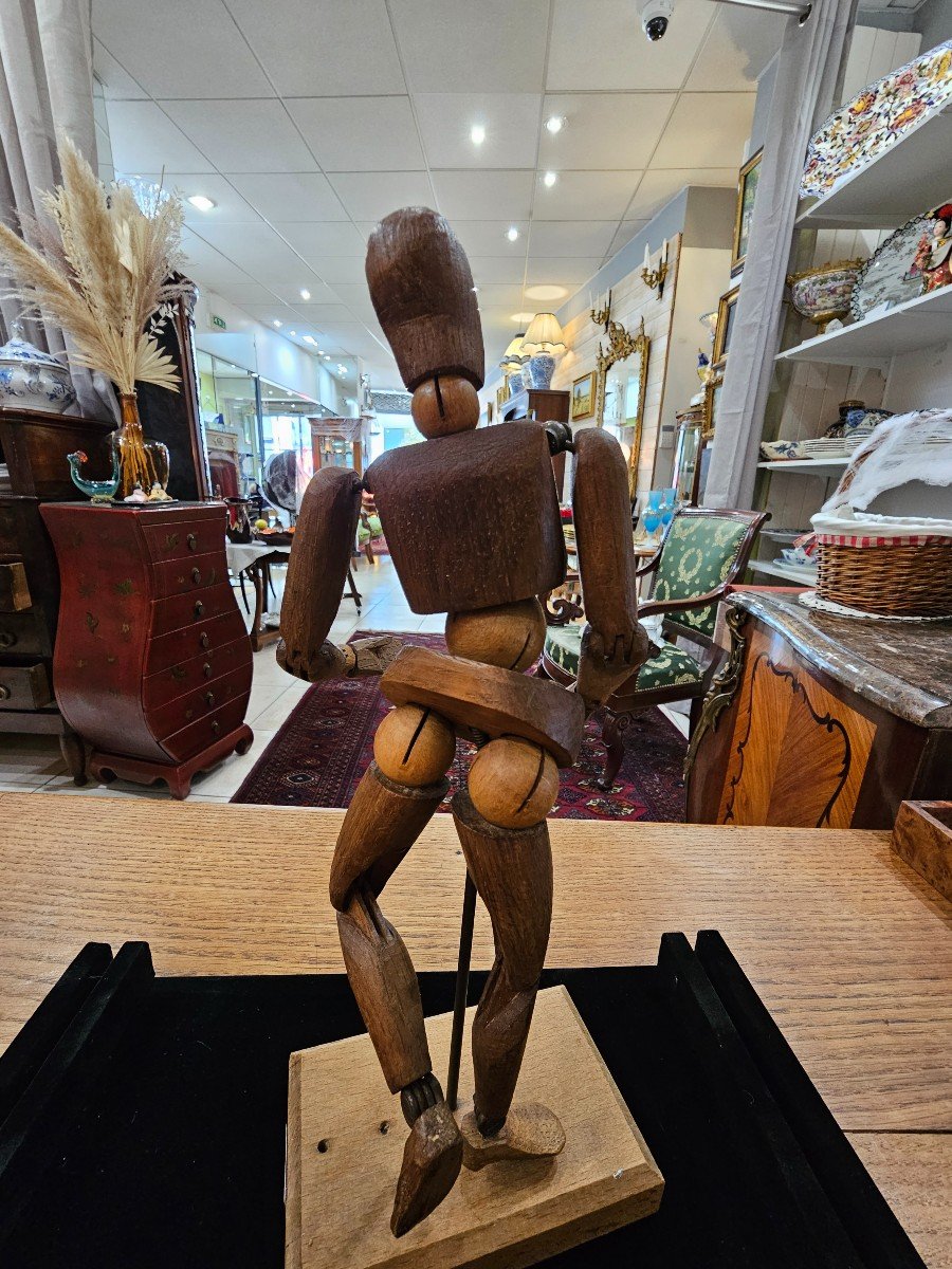 Mannequin d'Artiste Articulé En Bois.-photo-1