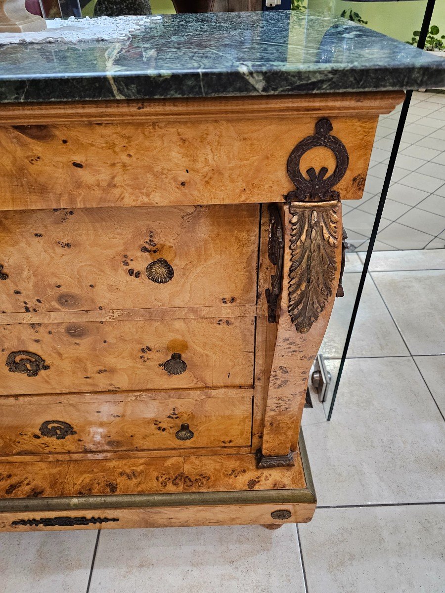 Commode en loupe de citronnier.-photo-3