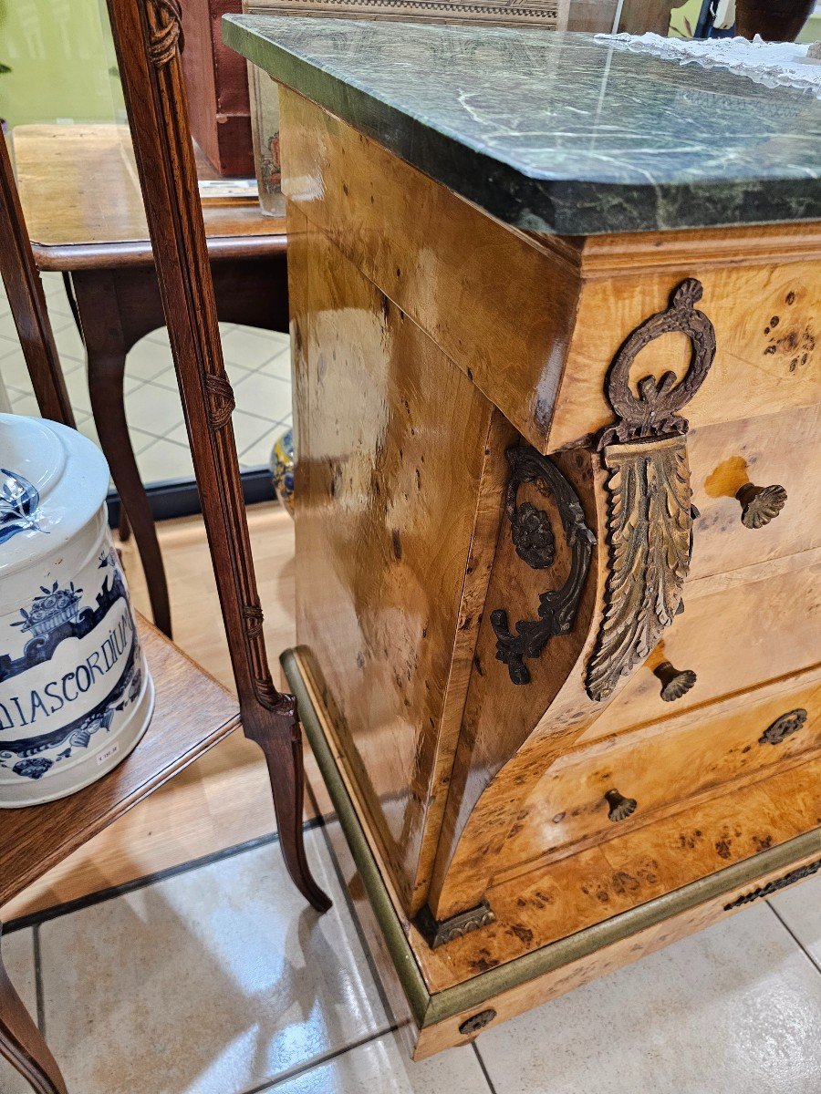 Commode en loupe de citronnier.-photo-5