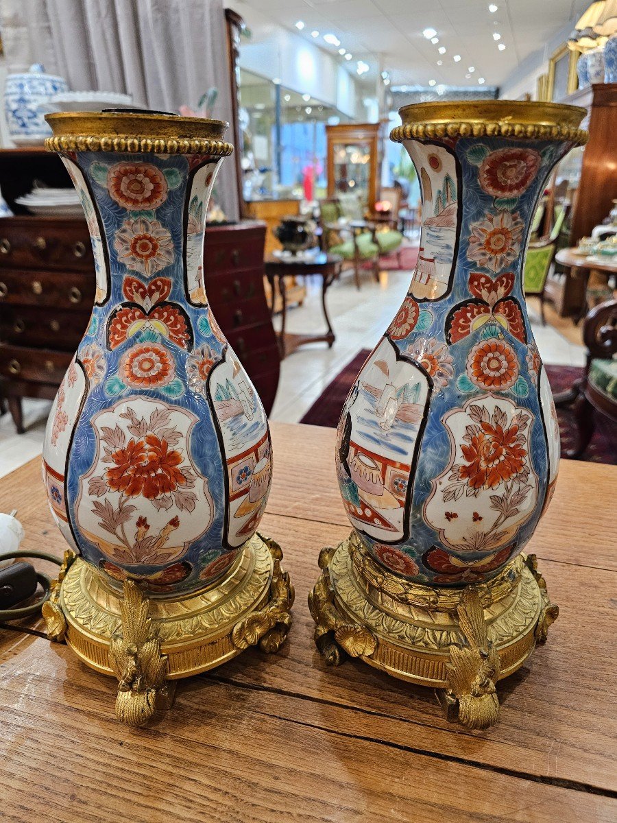 Porcelaine japonaise. Paire de vases, Arita, Hichozan, (l'un monté en lampe).-photo-2