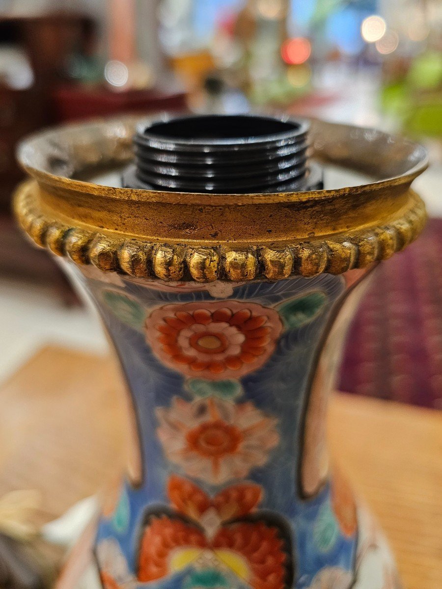 Porcelaine japonaise. Paire de vases, Arita, Hichozan, (l'un monté en lampe).-photo-7