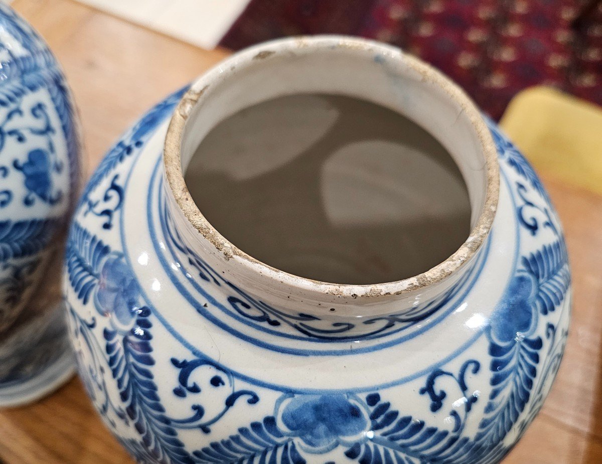Delft. Pair Of Covered Pots.-photo-1