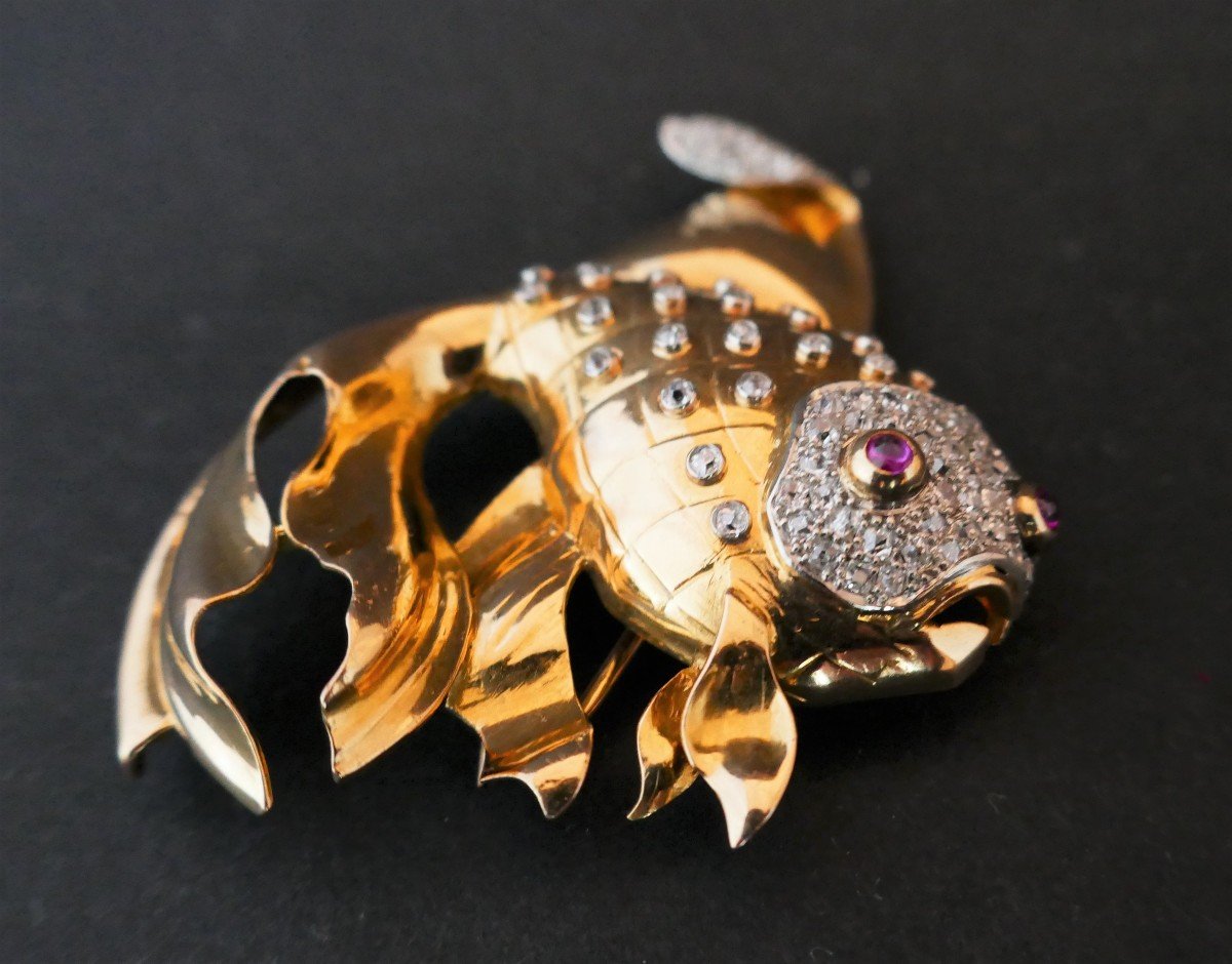 Ruby And Diamond Fish Brooch, Platinum And 18 Carat Yellow Gold.-photo-3