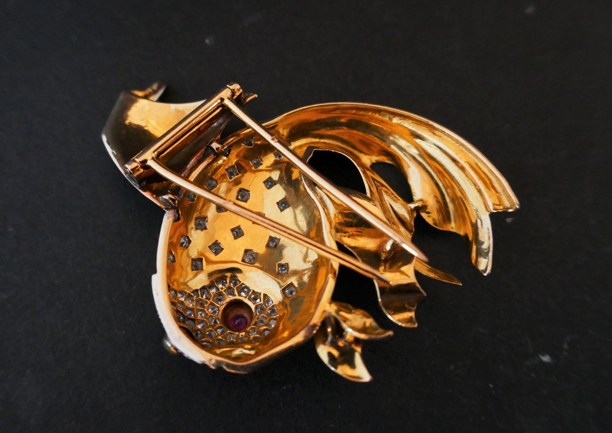 Ruby And Diamond Fish Brooch, Platinum And 18 Carat Yellow Gold.-photo-4