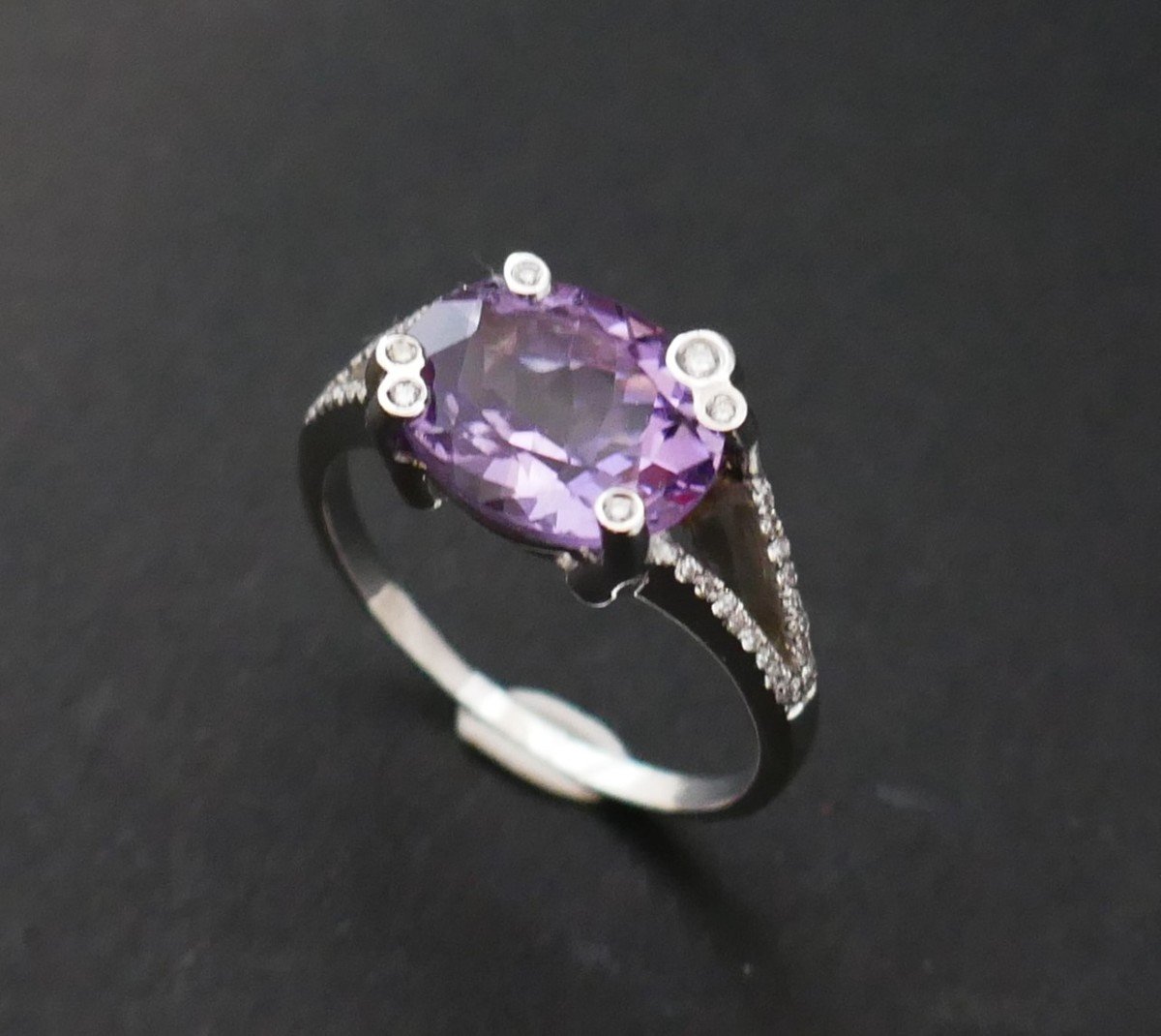 Amethyst And Diamond Ring, 18k White Gold.-photo-2