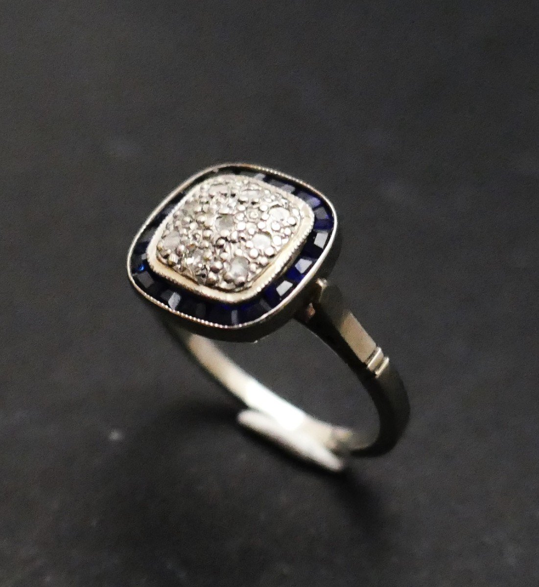 Art Deco Ring Diamonds And Calibrated Sapphires, Gold And Platinum.-photo-2