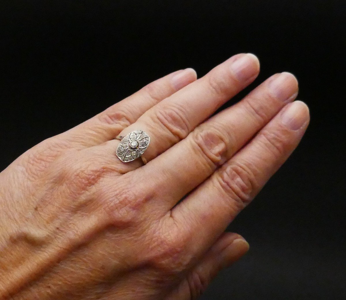 Diamond Ring, 18 Carat White Gold.-photo-2